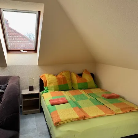 Balaton Kinizsi Apartman Bed & Breakfast Siofok