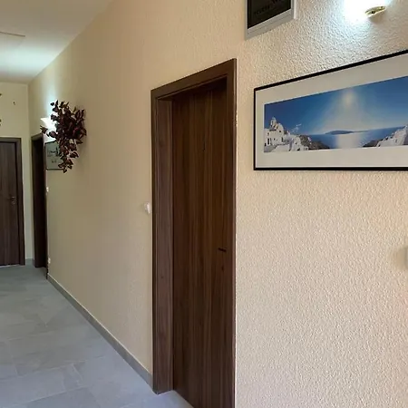 Bed & Breakfast Balaton Kinizsi Apartman Siofok