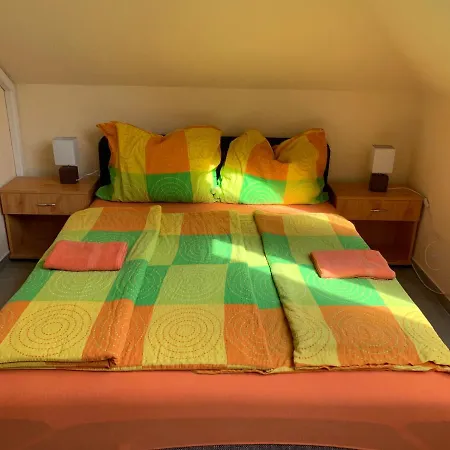 Balaton Kinizsi Apartman *