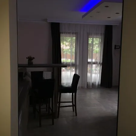 Balaton Kinizsi Apartman Bed & Breakfast