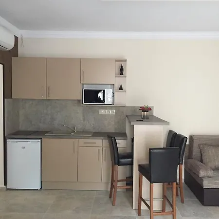 Balaton Kinizsi Bed & Breakfast *