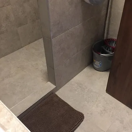 Alojamento de Acomodação e Pequeno-almoço Balaton Kinizsi Siófok