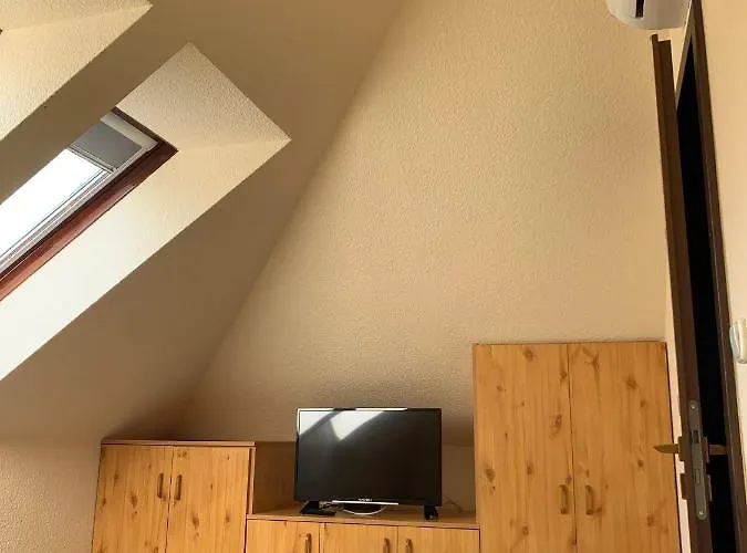 Frühstückspension Balaton Kinizsi Apartman