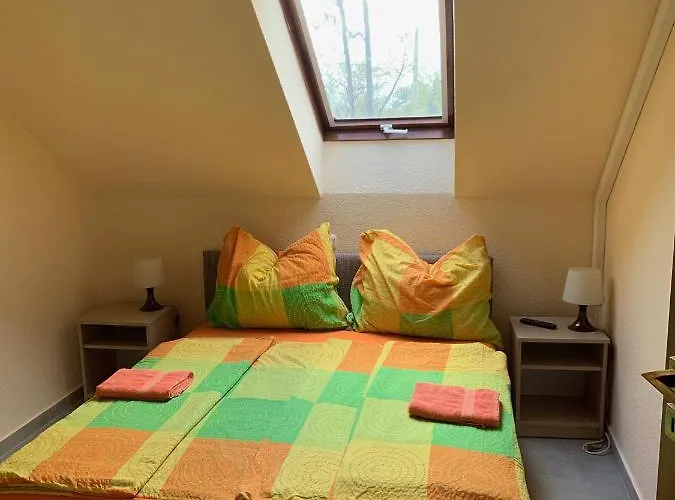 Balaton Kinizsi Apartman Frühstückspension 3*