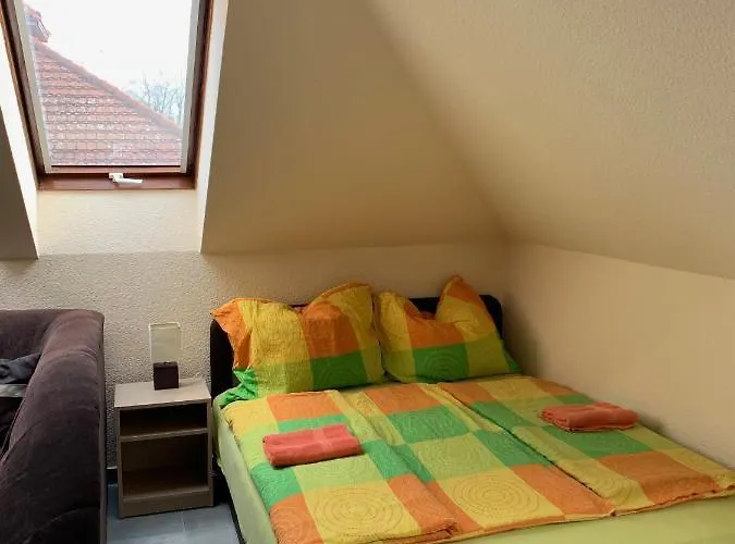 Balaton Kinizsi Nocleg ze śniadaniem Siófok