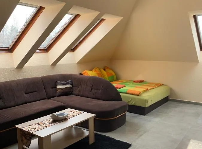 Frühstückspension Balaton Kinizsi Apartman