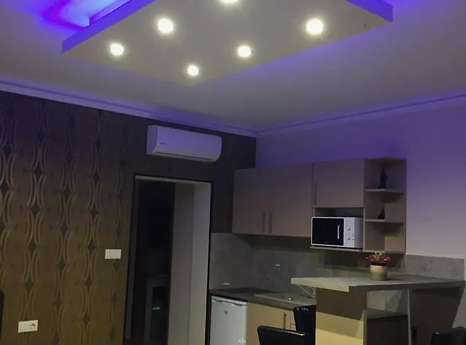 Balaton Kinizsi Apartman Frühstückspension