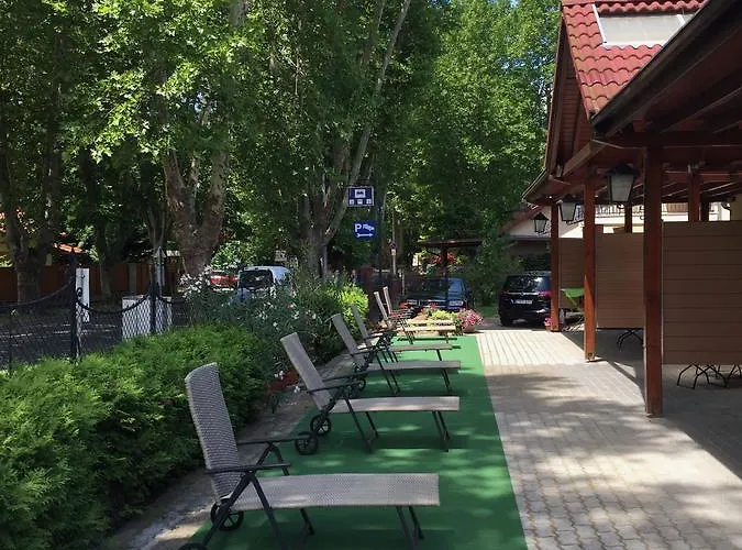 Nocleg ze śniadaniem Balaton Kinizsi